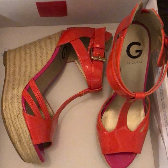 Guess Wedges Sandals - Picture 2 of 4